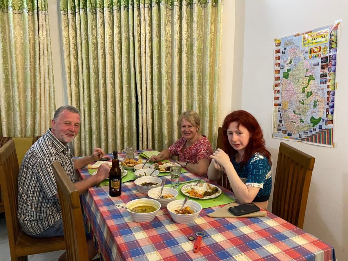 Bee Nest Bed & Breakfast Νεγκόμπο Εξωτερικό φωτογραφία