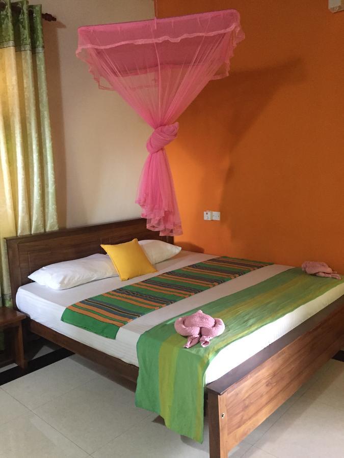 Bee Nest Bed & Breakfast Νεγκόμπο Εξωτερικό φωτογραφία
